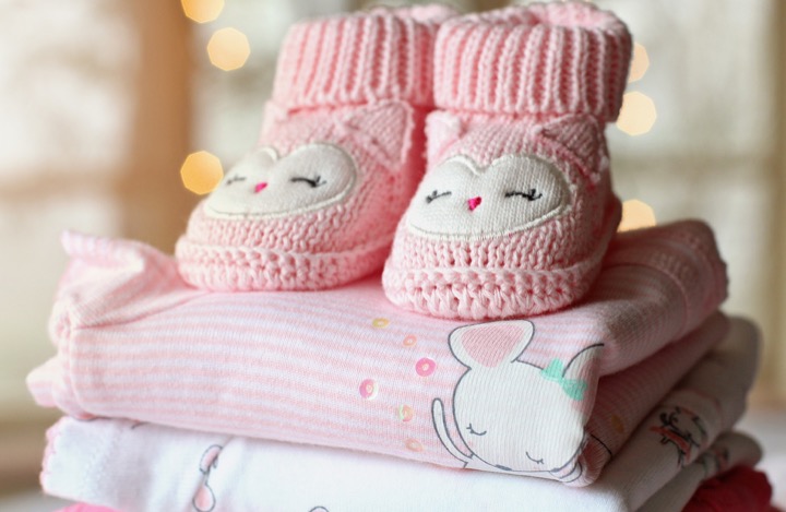 stocker les vêtements de bébé